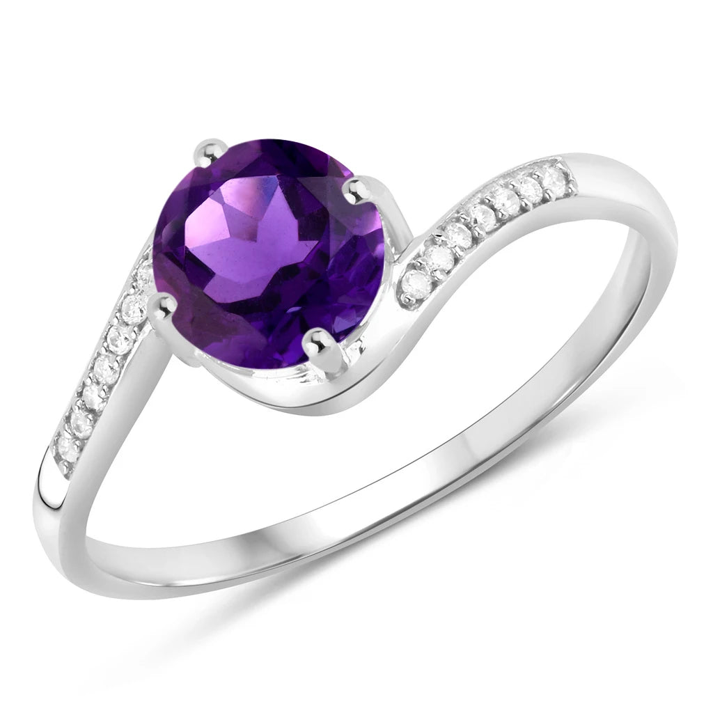 Round Cut Diamond Halo Ring
