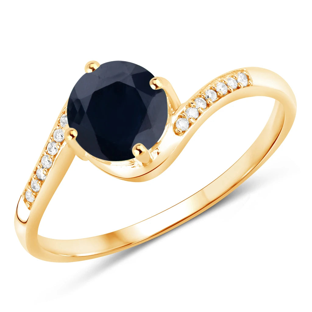 Round Cut Diamond Halo Ring