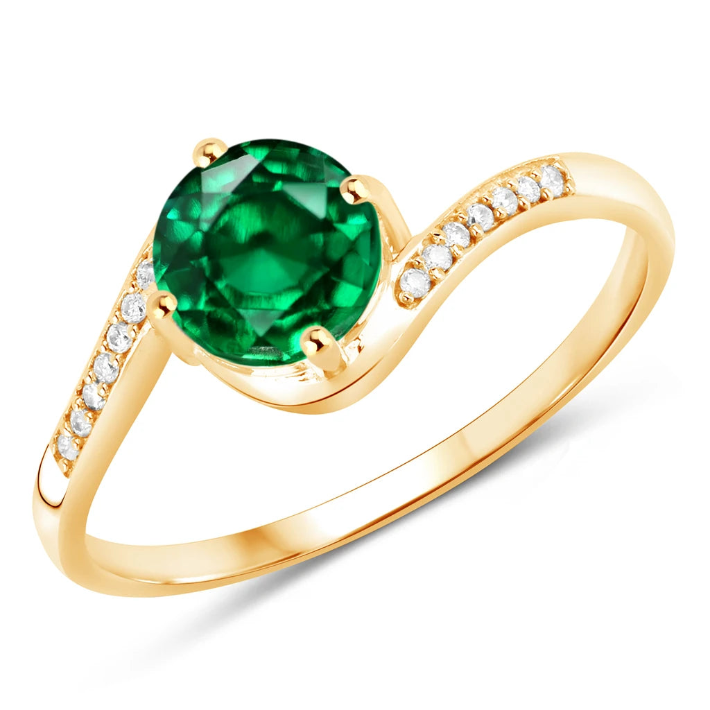 Round Cut Diamond Halo Ring