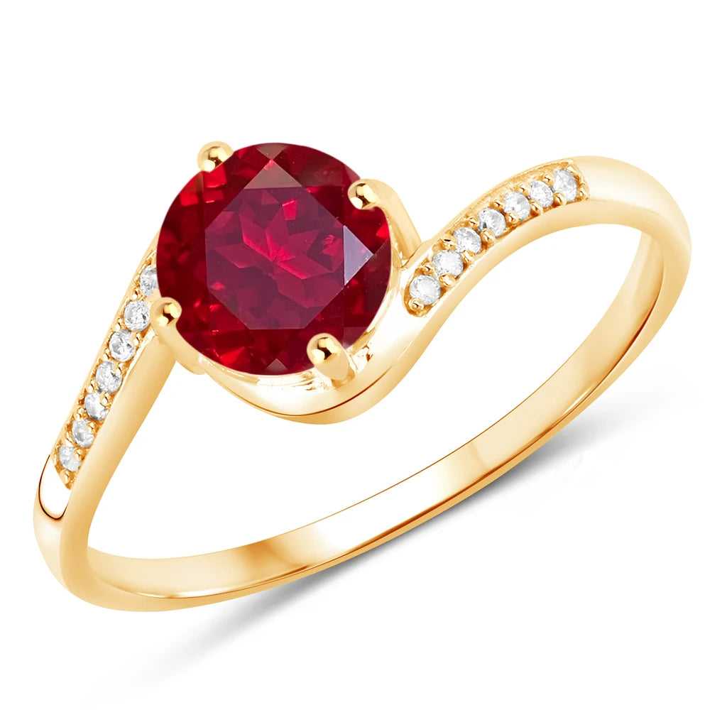 Round Cut Diamond Halo Ring
