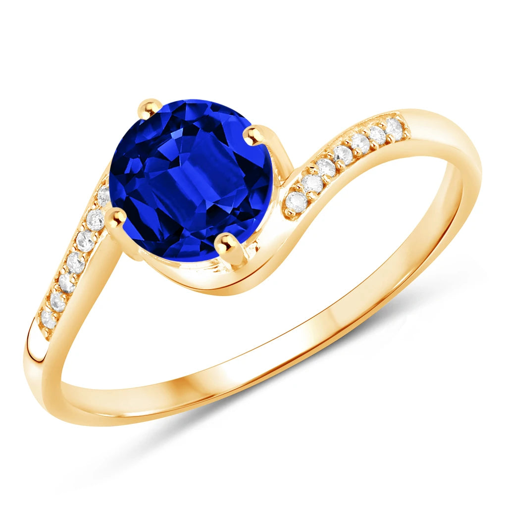 Round Cut Diamond Halo Ring