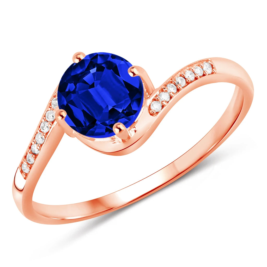 Round Cut Diamond Halo Ring