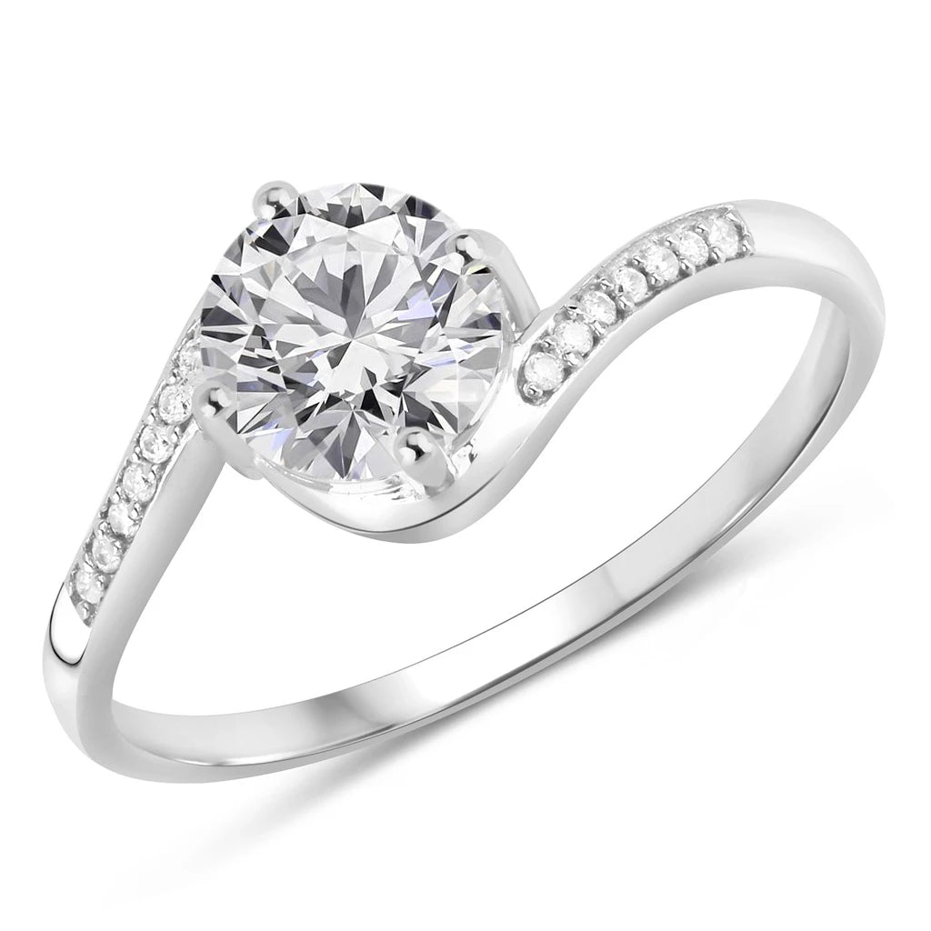 Round Cut Diamond Halo Ring