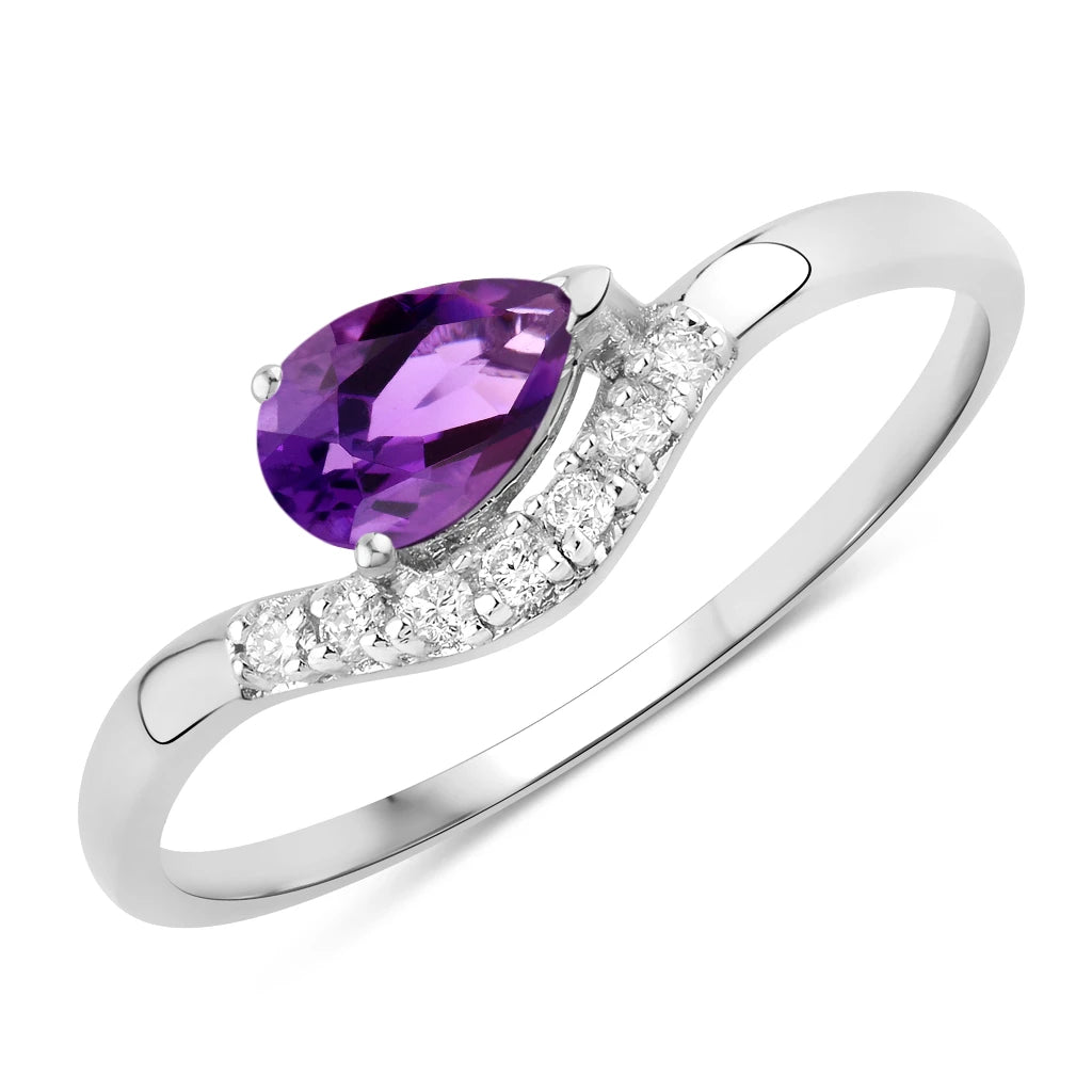 Wave Pear-Cut and Diamond Ring