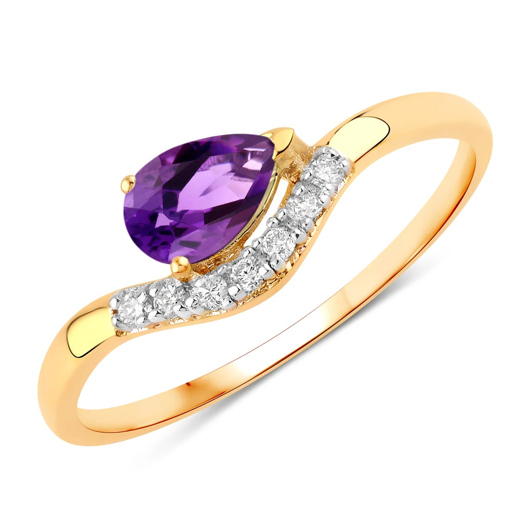 Wave Pear-Cut and Diamond Ring