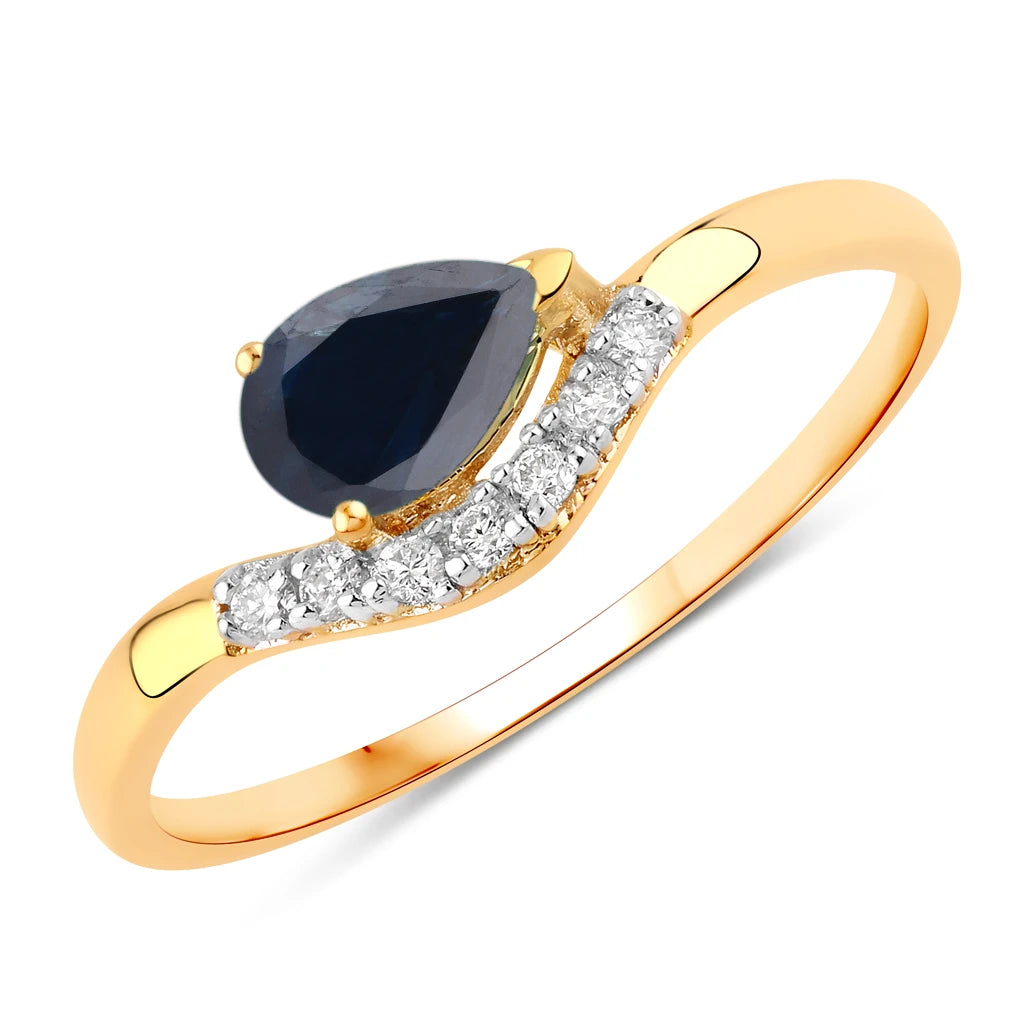 Wave Pear-Cut and Diamond Ring