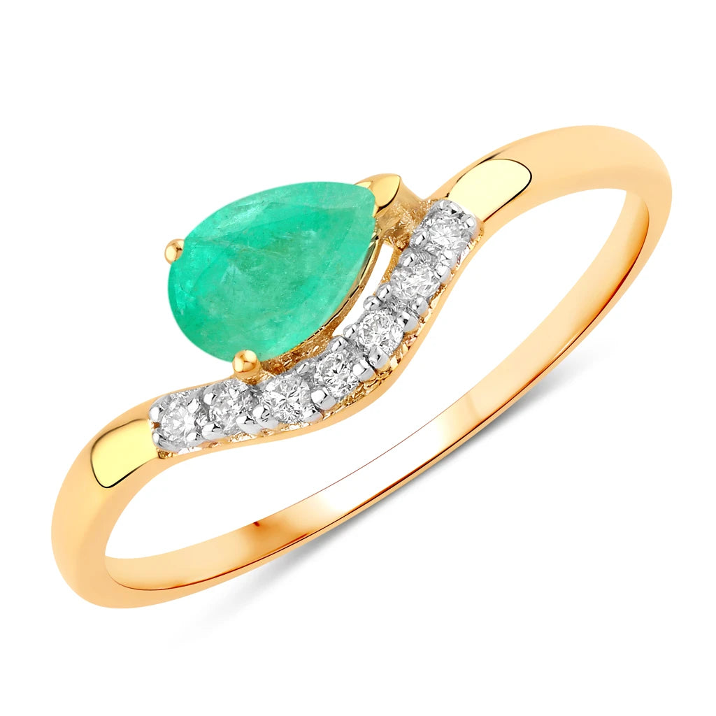 Wave Pear-Cut and Diamond Ring