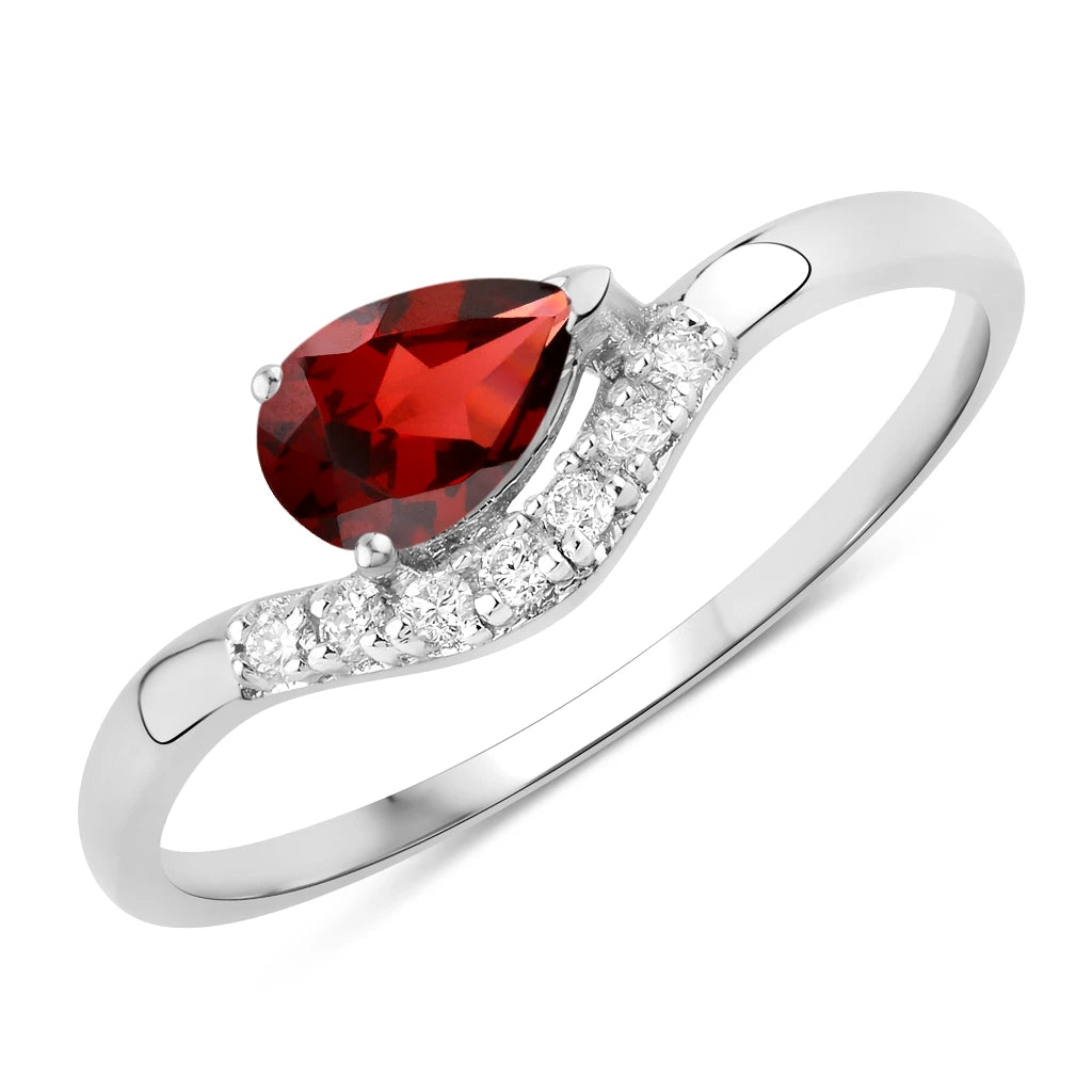 Wave Pear-Cut and Diamond Ring