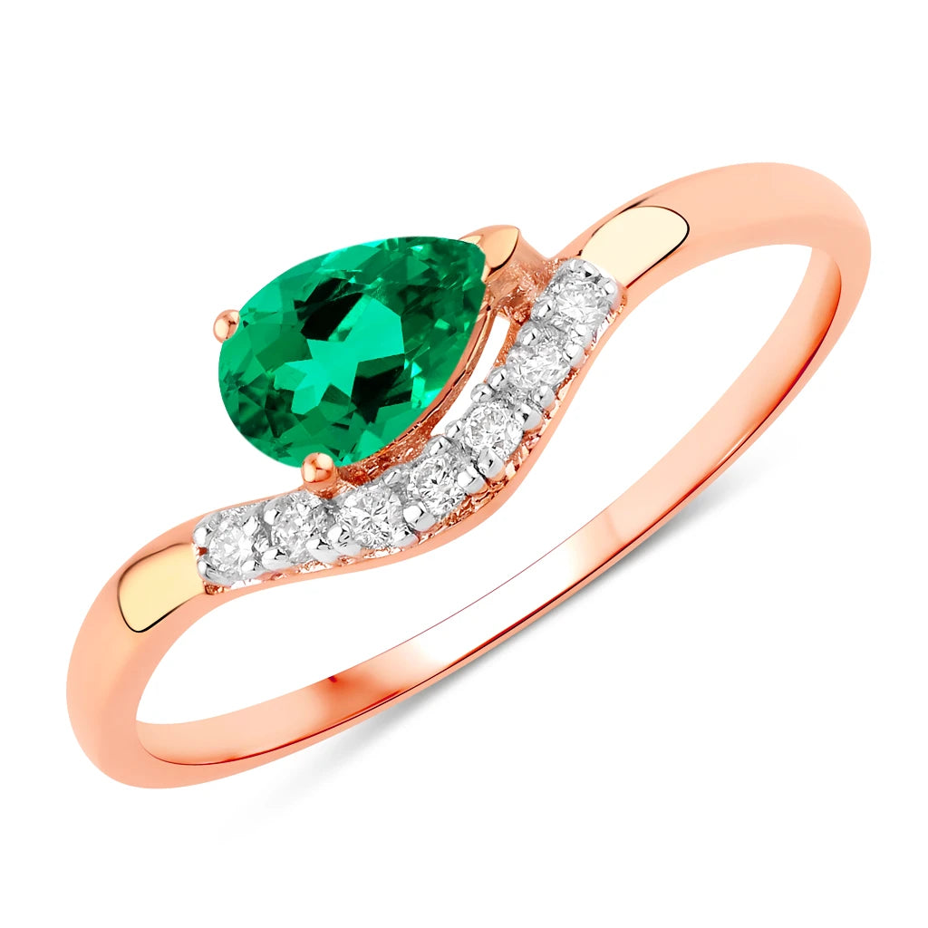 Wave Pear-Cut and Diamond Ring
