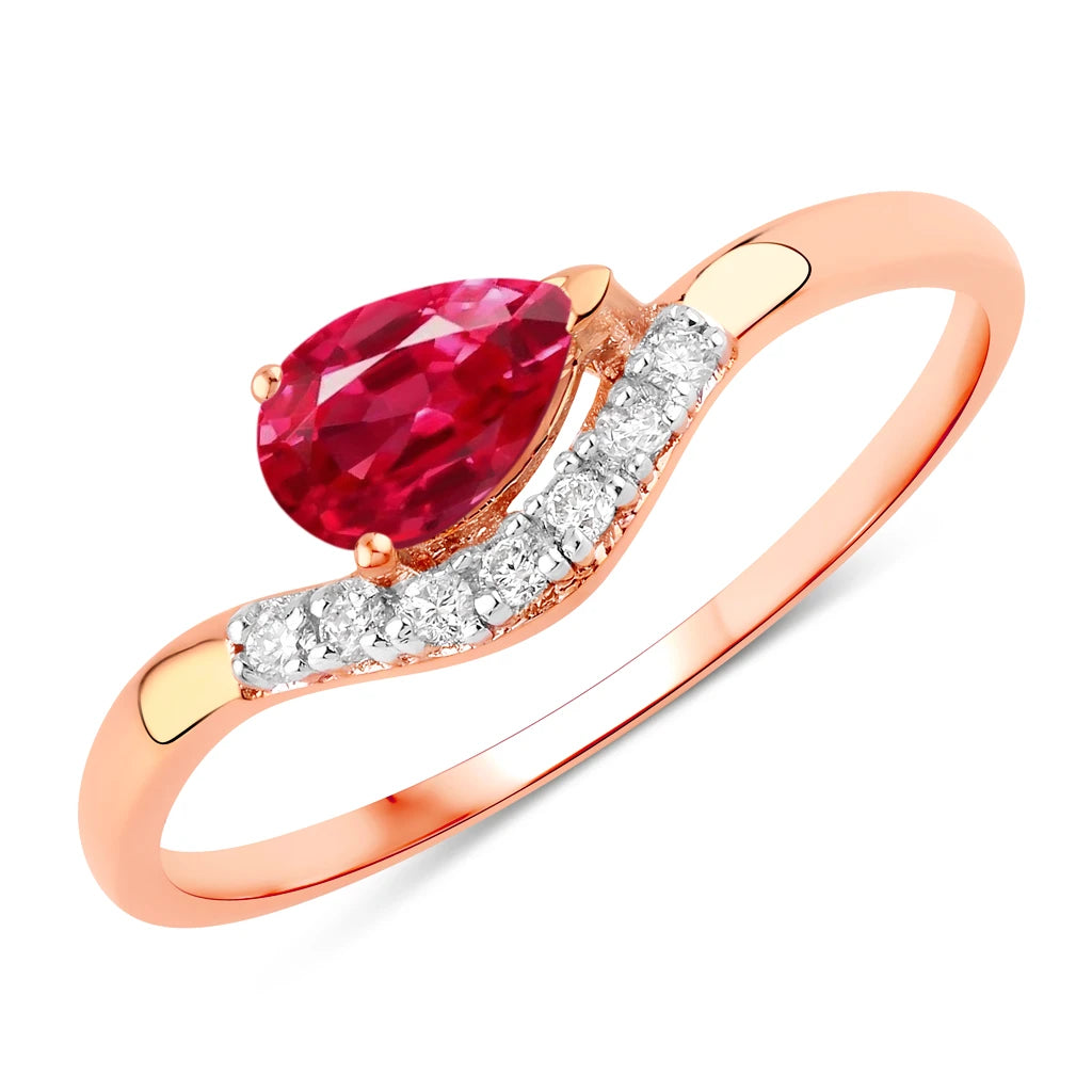 Wave Pear-Cut and Diamond Ring