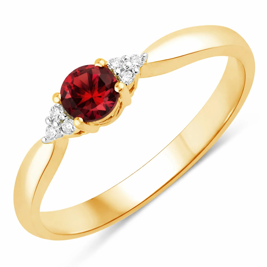 Round Cut Diamond Accent Ring
