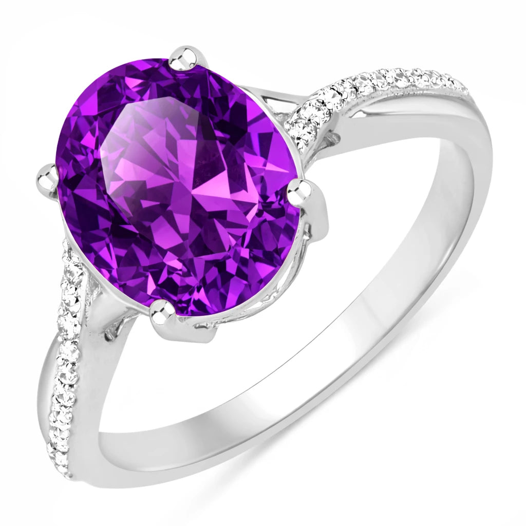 Twisted Detail Oval Cut Diamond Accent Ring